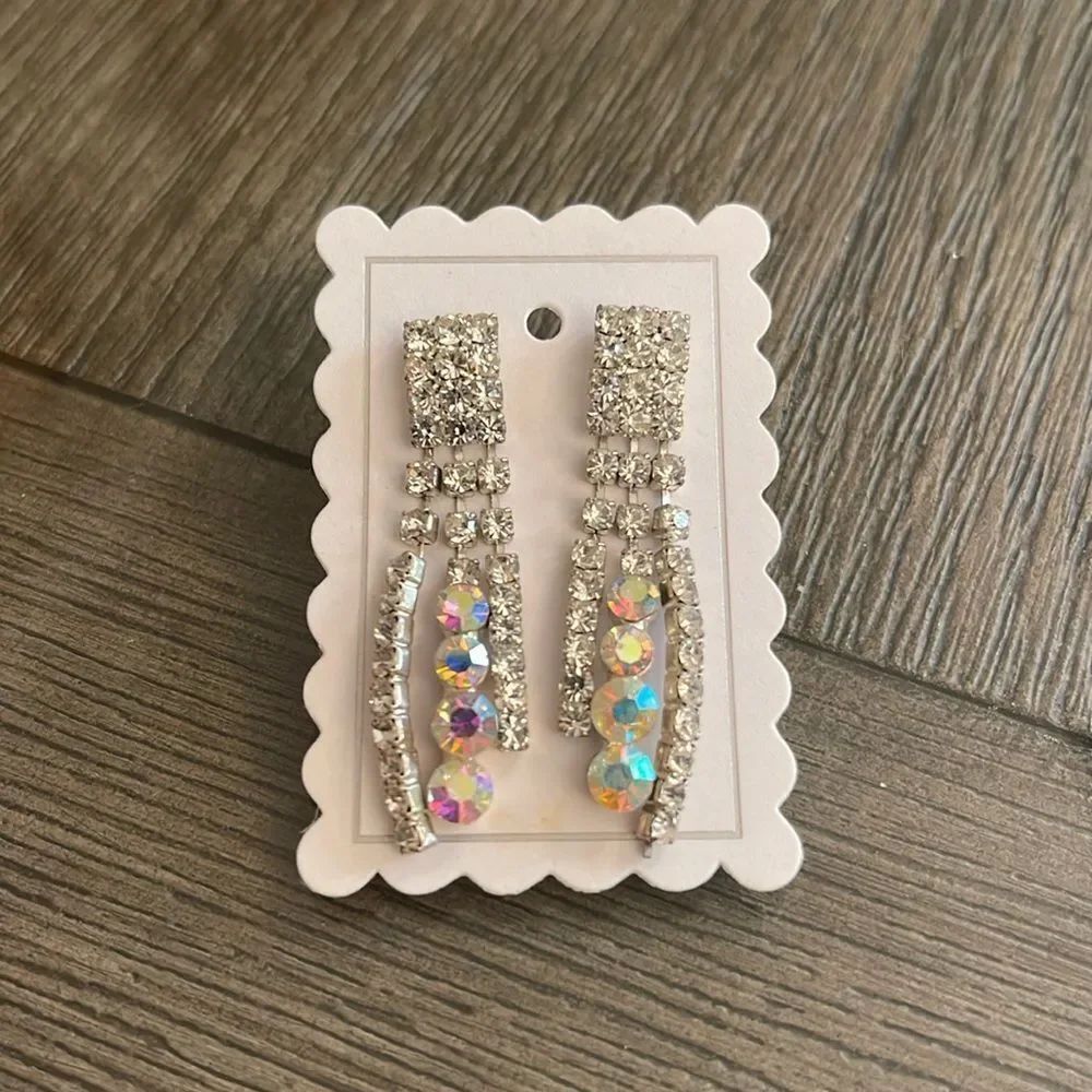 Vintage Style Clear & Aurora Borealis Dangle Earrings